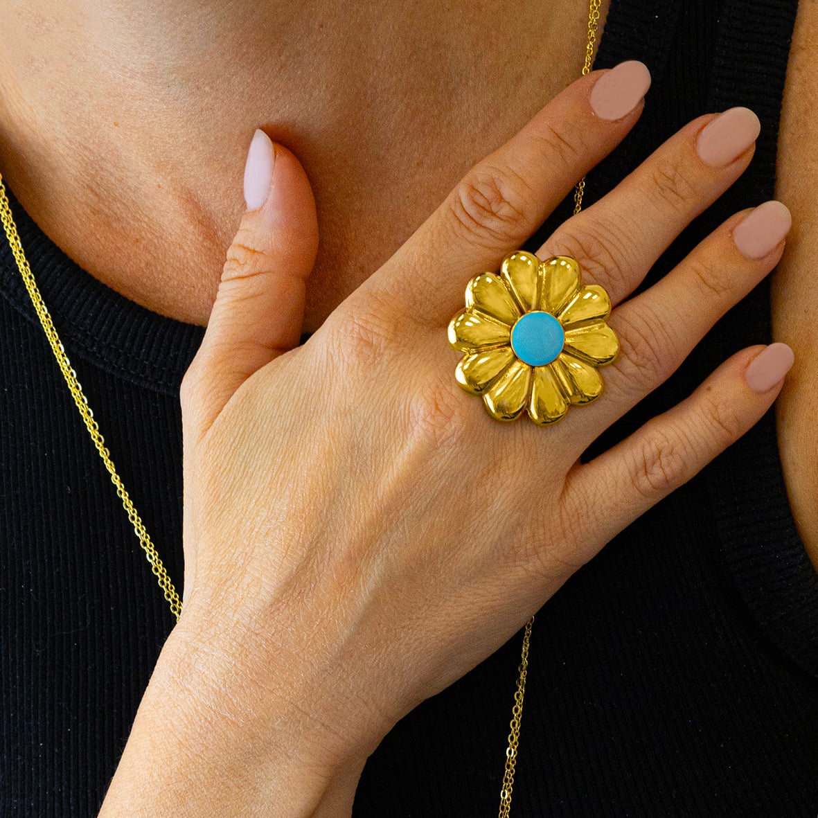 Yellow gold plated 18ct brass ring with enamel